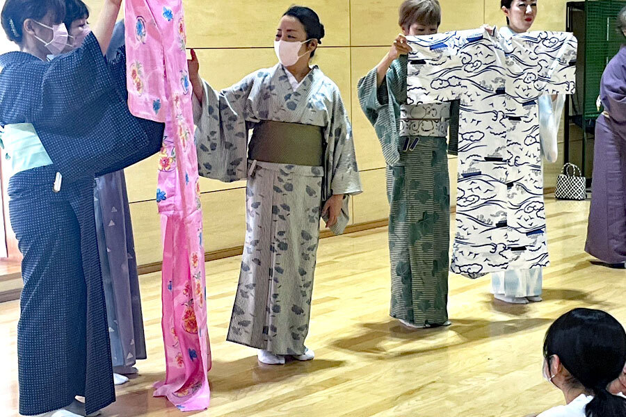 中学校家庭科授業で使用するゆかたの名称説明